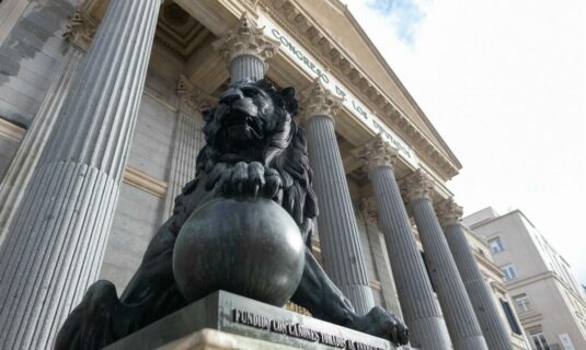 el congreso admite a tramite la reforma reglamentaria de las minorias para facilitarles formar grupo tras las generales