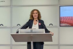 erc cree que ningun partido que apoyo a sanchez puede dar credito a una mocion de censura del pp
