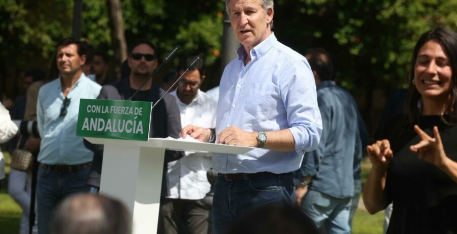 feijoo reprocha a montero que no deje su acta es una falta de respeto andalucia no esta para que la utilicen