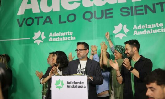 garcia adelante andalucia le ha quitado la mayoria absoluta al pp y vamos camino de echarlos