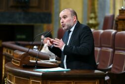 junts plantea al gobierno que convoque elecciones si no logra aprobar leyes y bolanos les pide que sean utiles