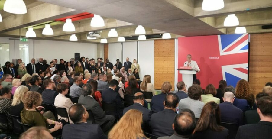 uk starmer anuncia la nacionalizacion de la siderurgica british steel y un acercamiento a la ue