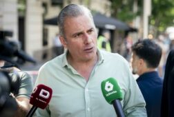 ortega smith tacha de decepcionantes los resultados de vox en andalucia y rechaza ser la muletilla del pp