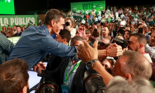 sanchez felicita a moreno por el resultado y aplaude a montero por una gran campana
