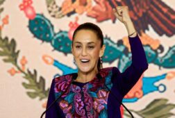 sheinbaum invita a ayuso a pasar mas tiempo de vacaciones en mexico