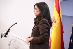 vox insiste al pp para que presente una mocion de censura contra un gobierno falto de escrupulos que no dimite
