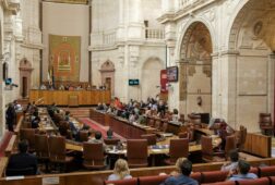 andalucia el escrutinio oficial durara cuatro dias y los parlamentarios seran proclamados el 1 de junio