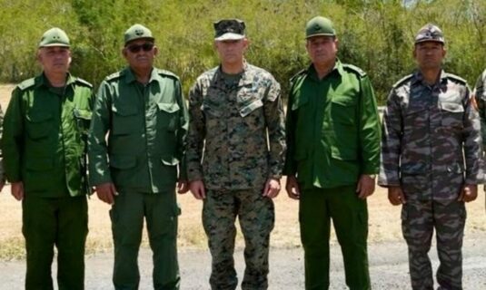 altos mandos militares de eeuu y cuba se reunen en un inusual encuentro en guantanamo