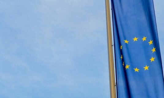 eurobarometro 8may la opinion negativa de los europeos sobre eeuu sube al 74 14 puntos mas en seis meses