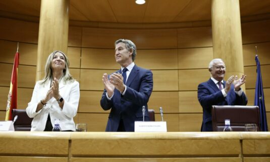 el pp ensaya una mocion de censura en el senado