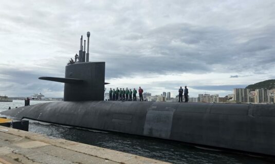 atraca en gibraltar el mayor submarino nuclear de eeuu