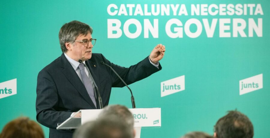 puigdemont avisa al govern de illa de que la calle se calienta y se harta de su gestion