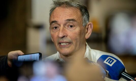 sumar tacha de catastrofico el caso zapatero no se puede permitir cobrar por gestiones politicas