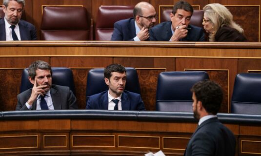 psoe rebaja el plan de sumar para prohibir la compra especulativa de vivienda y propone gravar pisos vacios