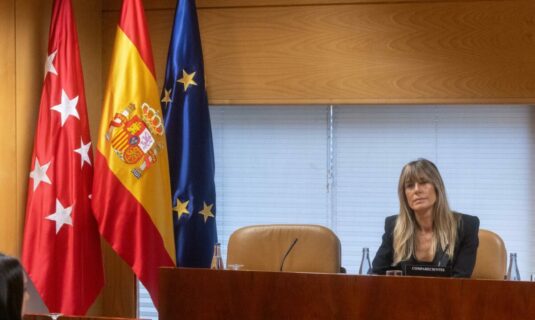 el juez retrasa al 15 de junio la audiencia a begona gomez y avisa de que sera conducida por la fuerza si no comparece