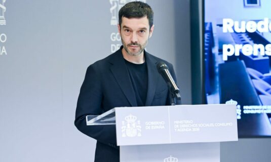 bustinduy pide al psoe asuncion de responsabilidades por el caso leire diez y evita valorar la crisis en sumar