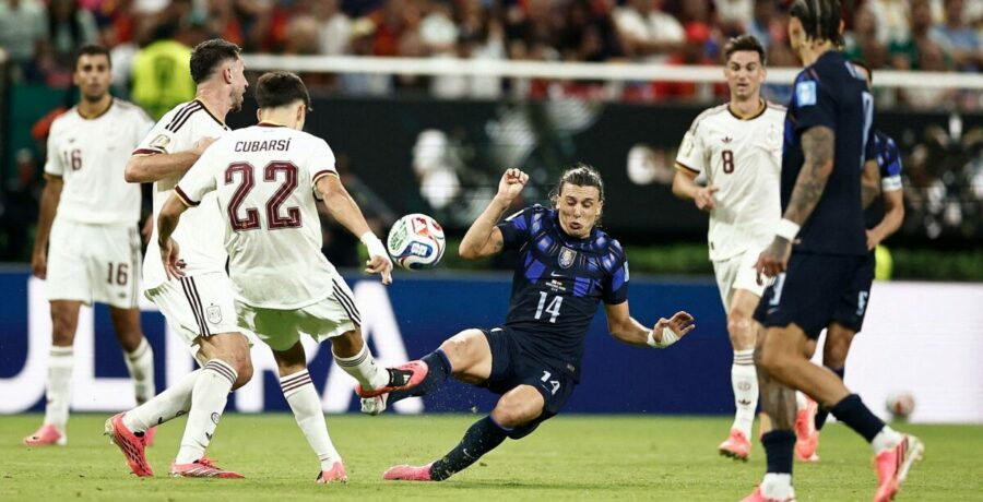 espana derrota a uruguay cabo verde hace historia y elimina a la celeste