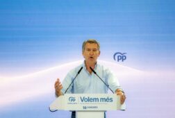 feijoo acusa a sanchez de ingenieria electoral para lograr nuevos votantes porque no le salen las cuentas