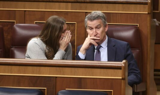 el pp amplia su nueva mocion pidiendo elecciones o cuestion de confianza y espera que el congreso no la vete