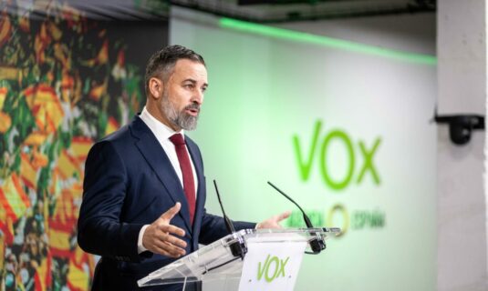 abascal vaticina que sanchez ira a la carcel como abalos cuando acabe su mandato sabe ahora el futuro que le espera