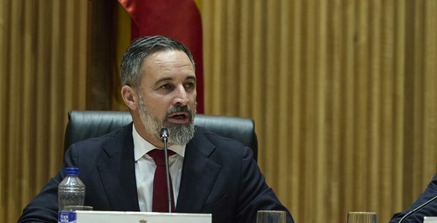 abascal se congratula por el acuerdo de gobierno de pp y vox y destaca que incluye la prioridad nacional