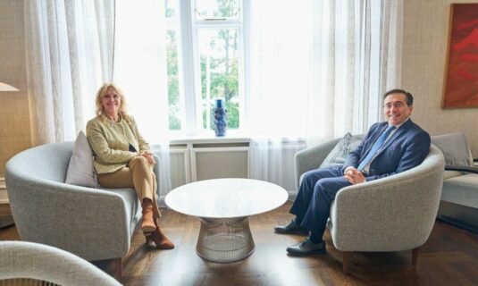 albares confirma la apertura de una nueva embajada en islandia cuando lo permita el presupuesto