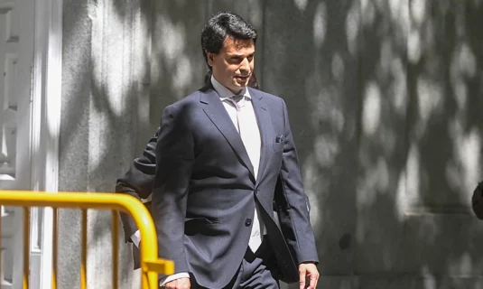 la empresa del novio de ayuso no tenia medios para los servicios que cobraba a quiron segun la uco