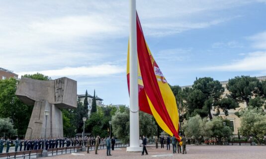 espana mantiene la 13a posicion en presencia global y resiste la tendencia a la baja europea en 2025 segun elcano