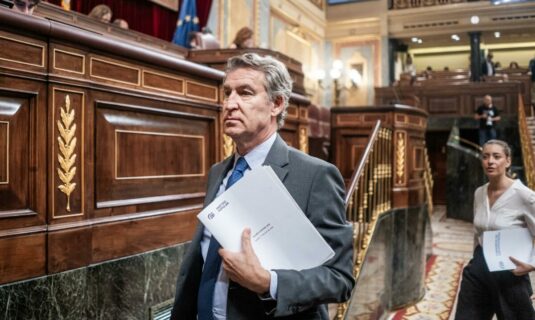 el pp pregunta a cuerpo si ve un golpe de estado contra el gobierno y plantea a yolanda diaz cuanto seguira apoyandolo