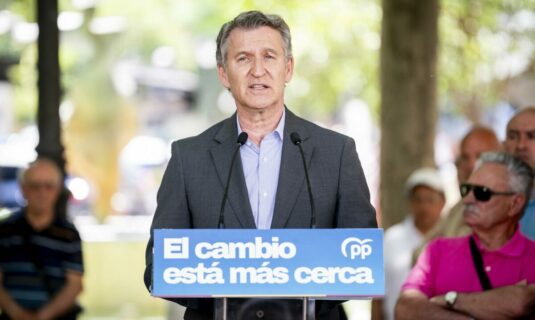 feijoo pide a junts y pnv que apoyen una mocion para activar las elecciones 184 diputados estamos pidiendo urnas