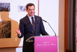 juanma moreno da por hecho el gobierno con vox casi seguro