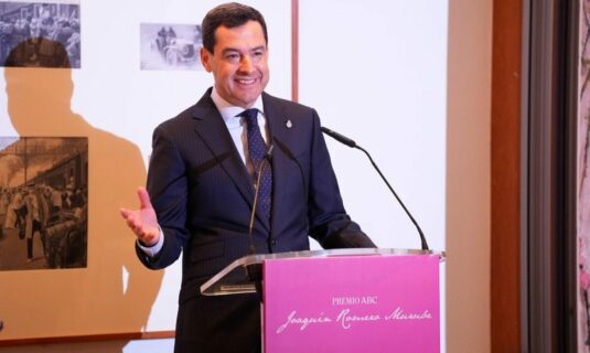 juanma moreno da por hecho el gobierno con vox casi seguro