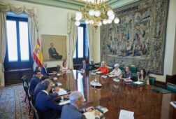 la mesa del congreso impide que el congreso vote las enmiendas de pp y junts que exigen elecciones
