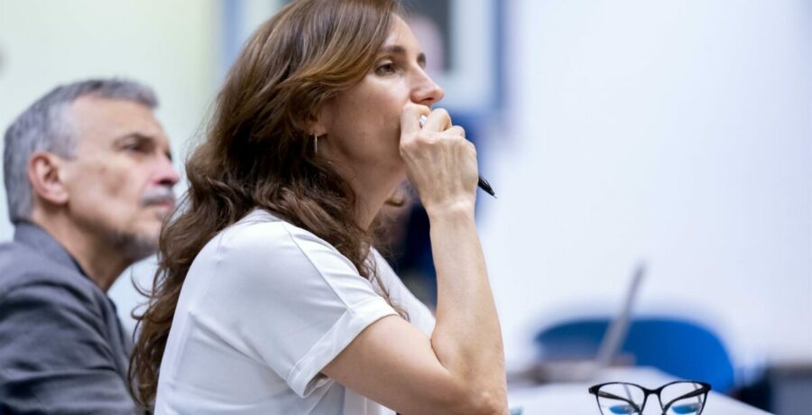 monica garcia acusa a ayuso de seguir a vox al excluir a no empadronados del abono transporte