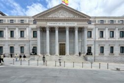 el congreso debate hoy en comision la reforma reglamentaria para definir sus relaciones con los lobbies