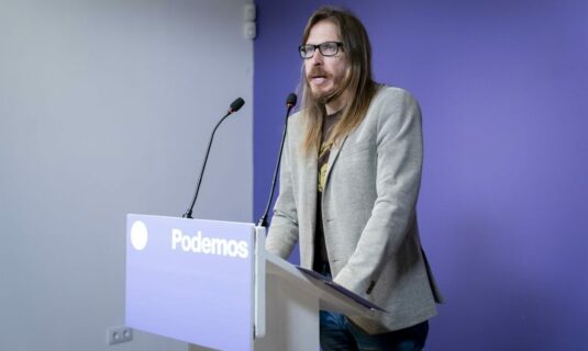 podemos dice que la situacion judicial de zapatero pinta muy mal y critica el silencio atronador del psoe