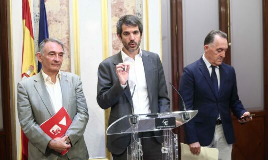 psoe y sumar pactan desbloquear la ley que despenaliza ofensas religiosas y a la corona congelada desde 2023
