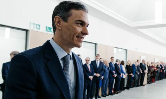 sanchez anuncia la mayor inversion de la historia para dependencia con 2 218 millones de euros extra