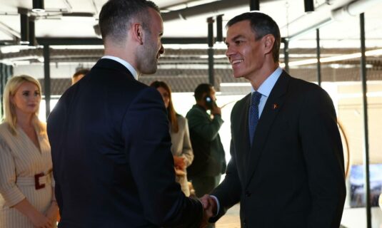 espana apoya incorporar a debates en el consejo europeo a paises candidatos a entrar en la ue