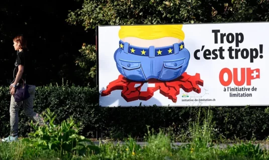 suiza referendum para limitar su poblacion a 10 millones y reducir extranjeros