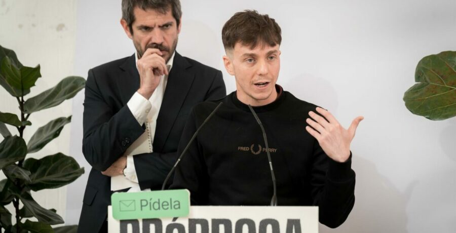sumar acusa a feijoo de imitar a trump al lanzar dudas sobre el sistema electoral y cuestionar la ley de nietos