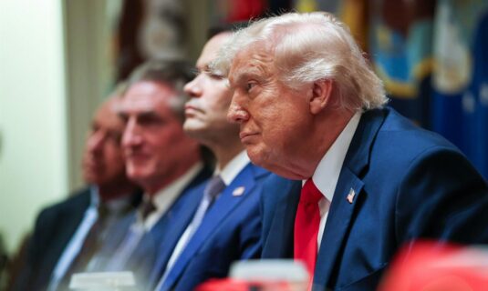 trump ve desproporcionado el ataque israeli a beirut y pide calma porque esta muy cerca de pactar con iran