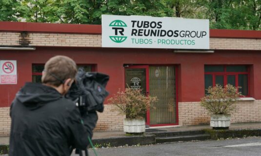 el juez levanta el secreto de una pieza vinculada al caso leire sobre el rescate a la empresa tubos reunidos