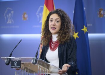 Sumar pide a Sánchez que saque “tarjeta roja” a Trump en cumbre de la OTAN