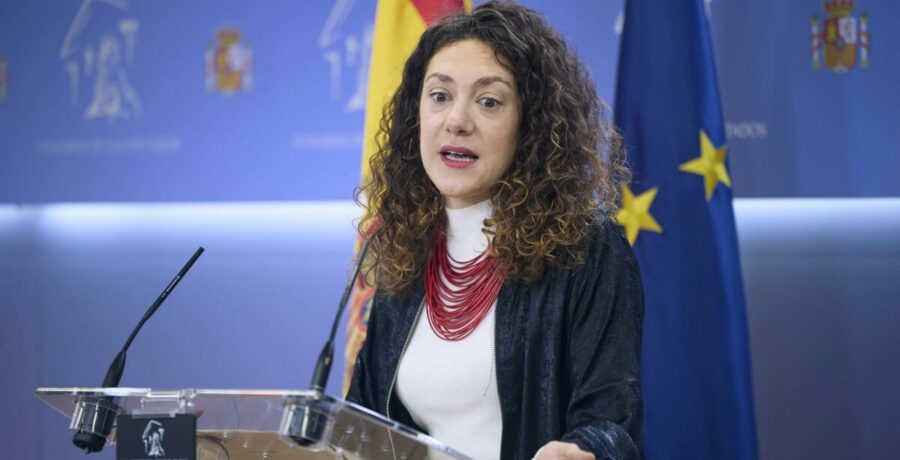 sumar pide a sanchez que saque tarjeta roja a trump en cumbre de la otan