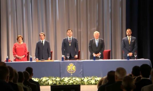 aznar advierte de que la continuidad nacional esta en riesgo y pide deducir lecciones de la historia