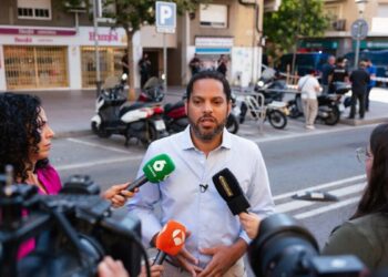 Garriga responsabiliza a Sánchez de meter a España en “líos” diplomáticos internacionales