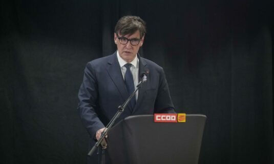 illa considera que en espana existe un riesgo real de involucion si el pp llega a gobernar