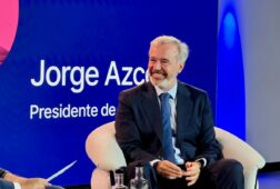 azcon defiende reformar el sistema electoral en espana para que exista un plus de gobernabilidad