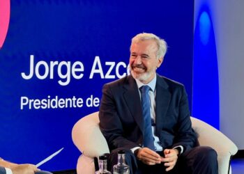 Azcón defiende reformar el sistema electoral en España para que exista “un plus de gobernabilidad”